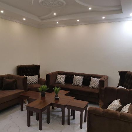 Al Shadi Apartments ยันบู ภายนอก รูปภาพ