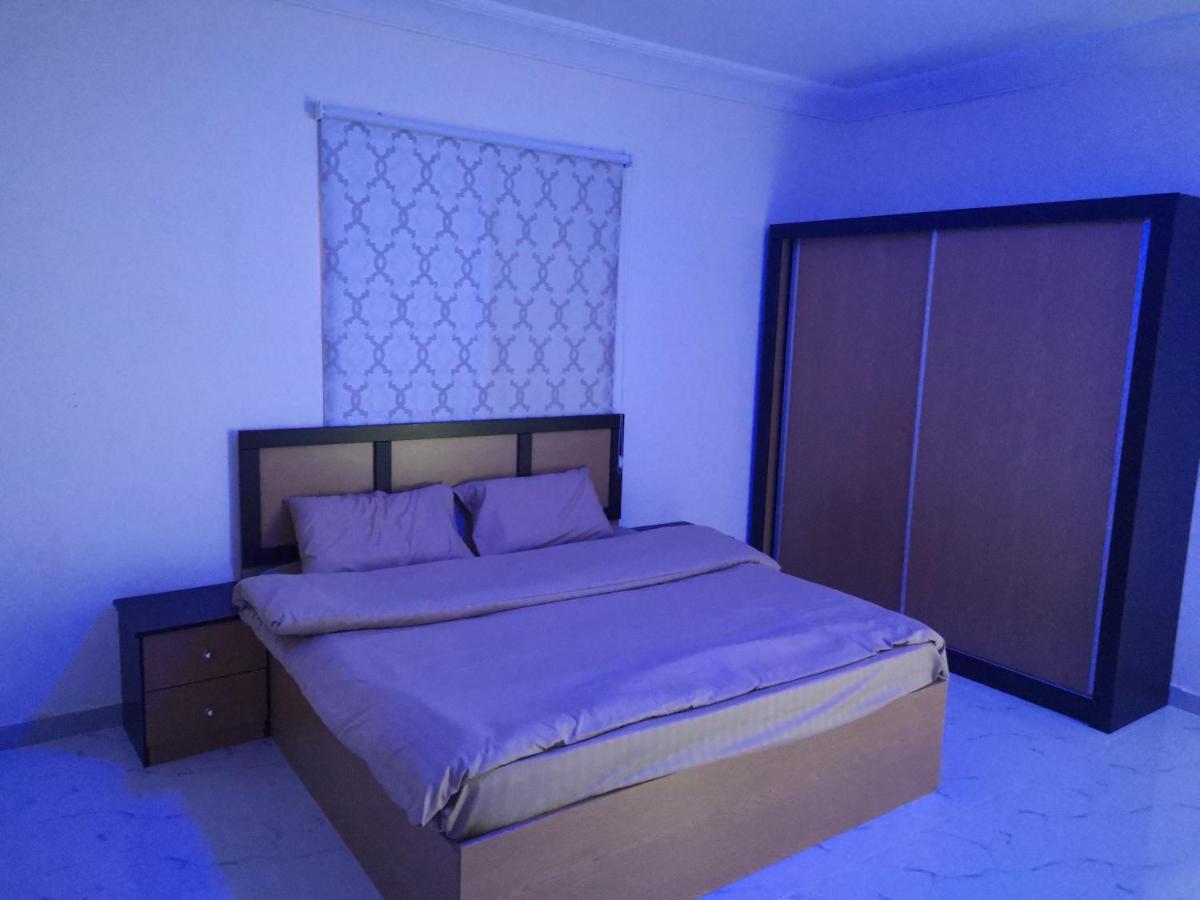 Al Shadi Apartments ยันบู ภายนอก รูปภาพ