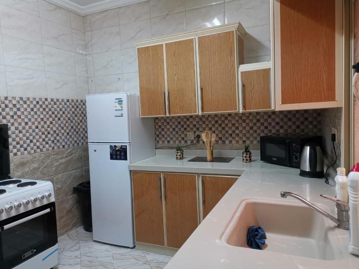 Al Shadi Apartments ยันบู ภายนอก รูปภาพ