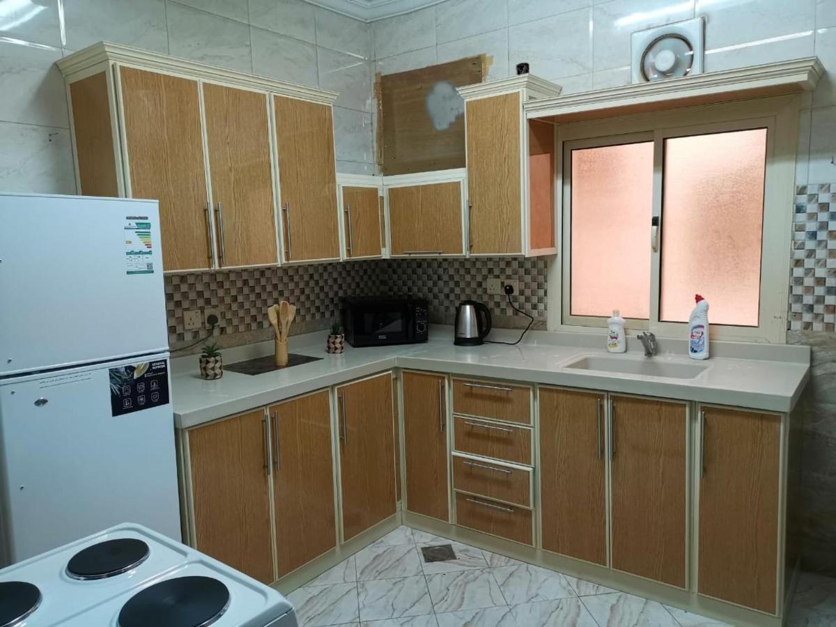 Al Shadi Apartments ยันบู ภายนอก รูปภาพ