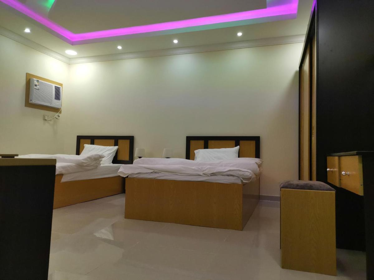 Al Shadi Apartments ยันบู ภายนอก รูปภาพ