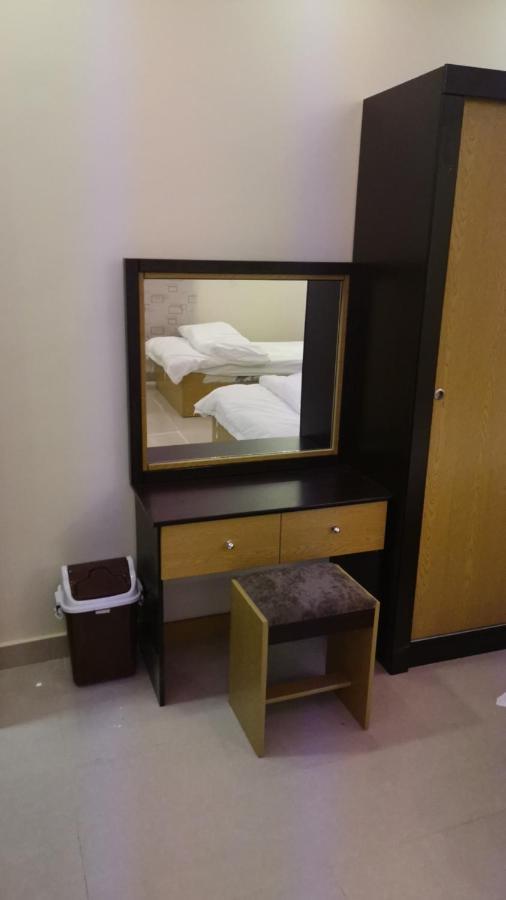 Al Shadi Apartments ยันบู ภายนอก รูปภาพ